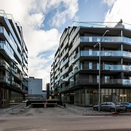 Goodson & Red Foorum Apartments *